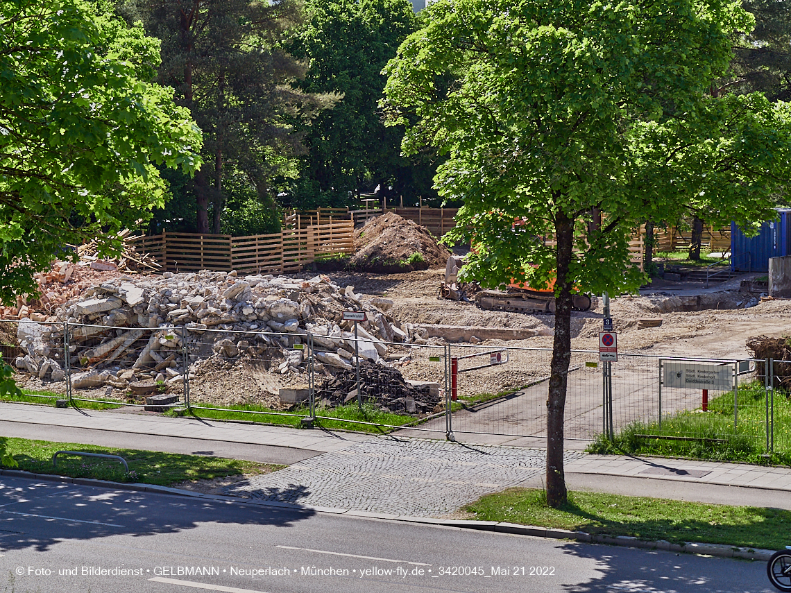 21.05.2022 - Baustelle am Haus für Kinder in Neuperlach